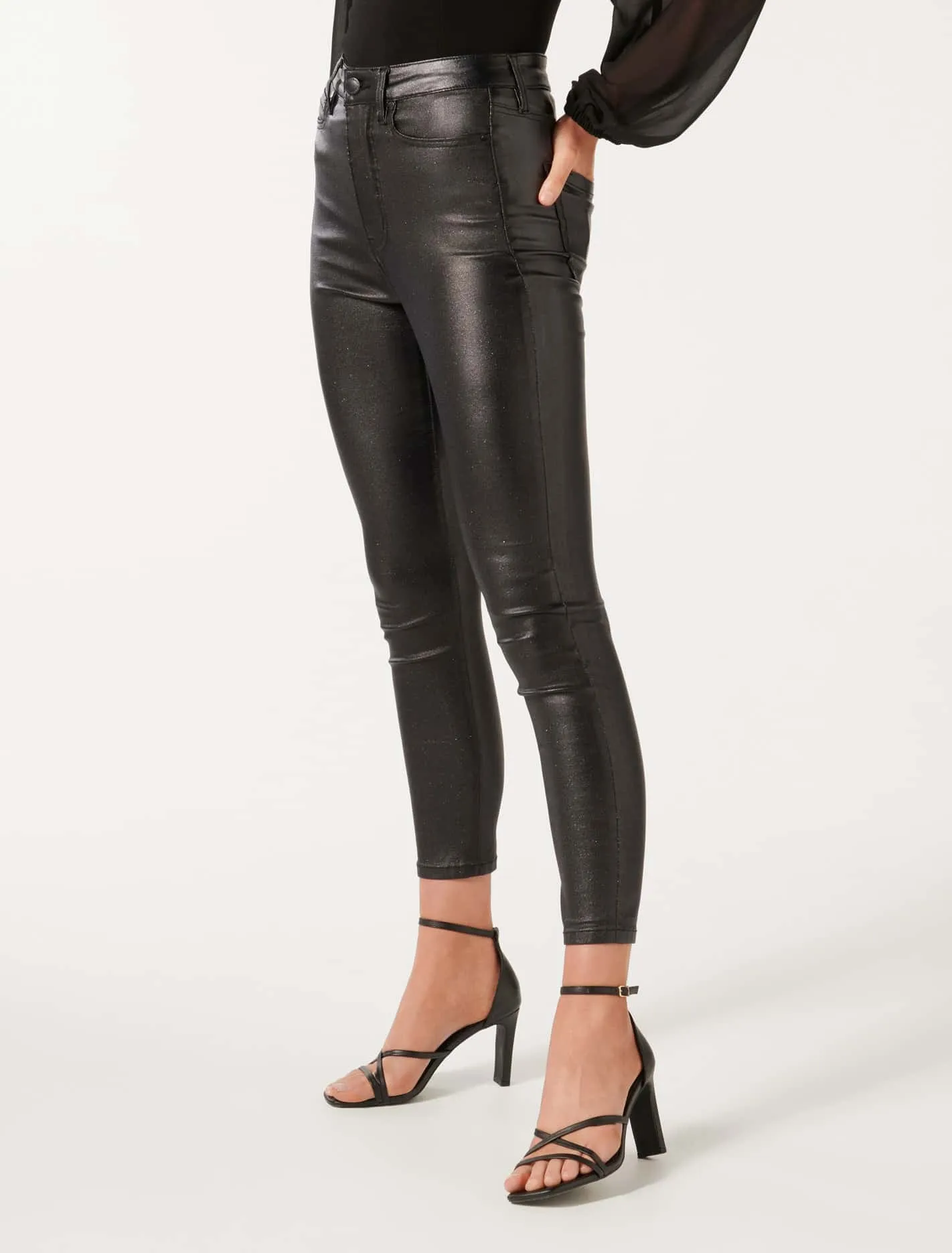 Bella Cropped Sculpting Skinny Jeans