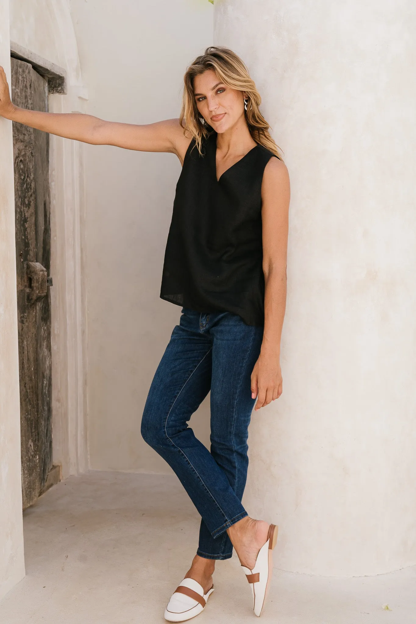 Ember Linen Cami in Black